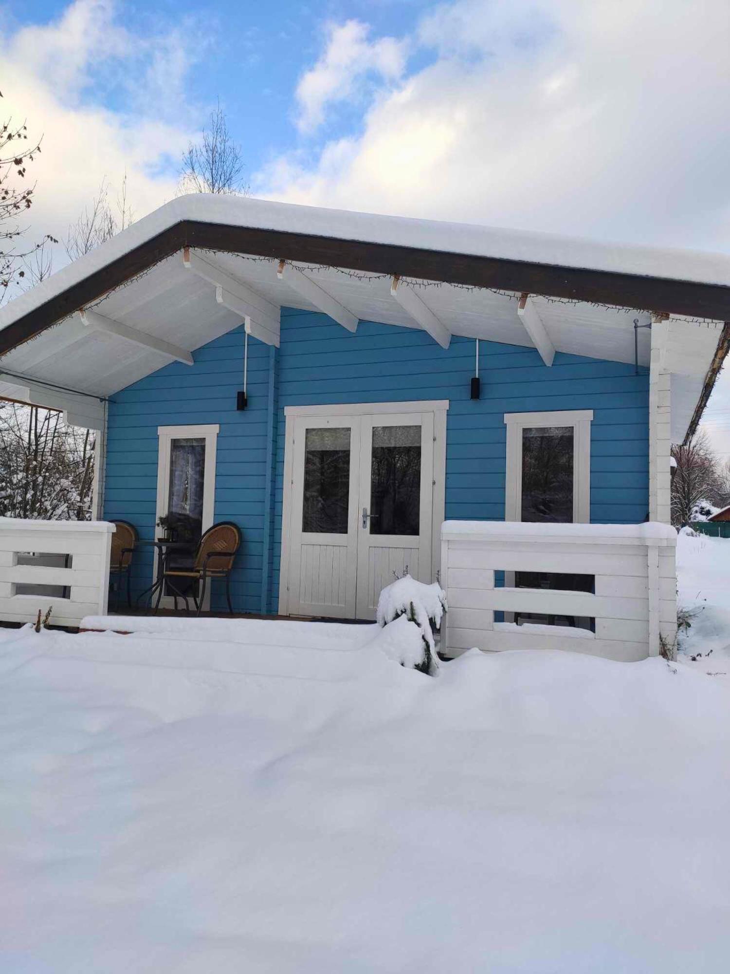 Domek Caloroczny Na Wylacznosc Niebieska Osada Nad Gorskim Potokiem Stary Waliszow Exterior photo